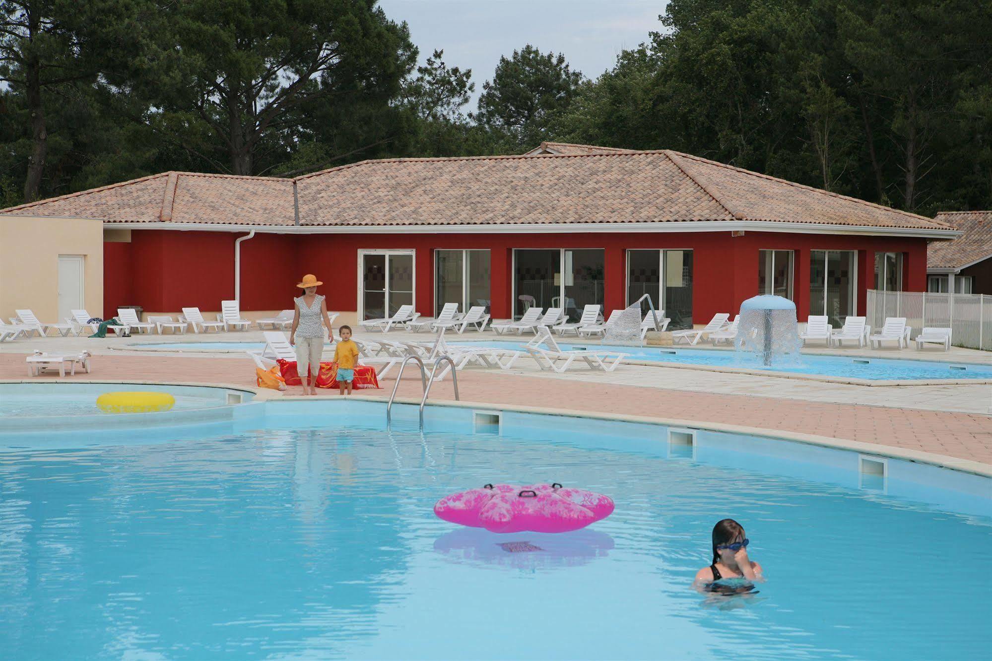 Residence Nemea Les Rives De Saint Brice アレ エクステリア 写真
